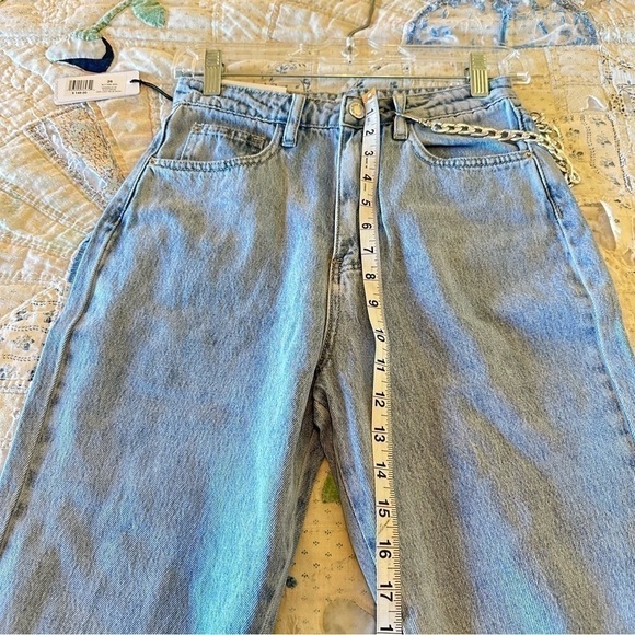 NWT WeWoreWhat slit hem jeans in real stiff denim retro vintage inspired chain - Picture 11 of 12